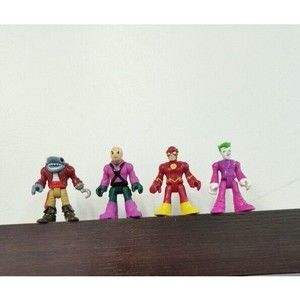 Imaginext Lot Of 4 Mini Figures DC Super Hero & Villains Comics Shark